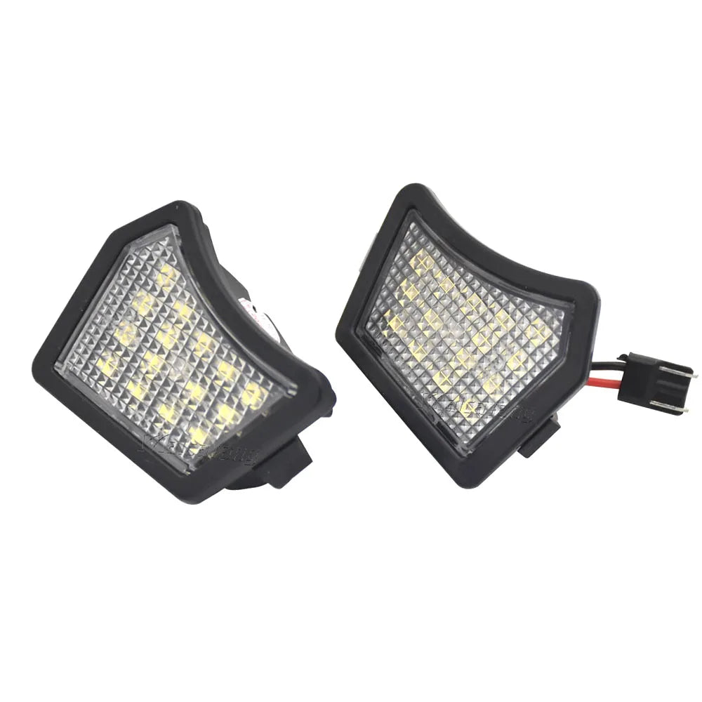 For Volvo V40 V50 C30 C70 2PCS Puddle S40 S60 S80 V50 V70 XC70