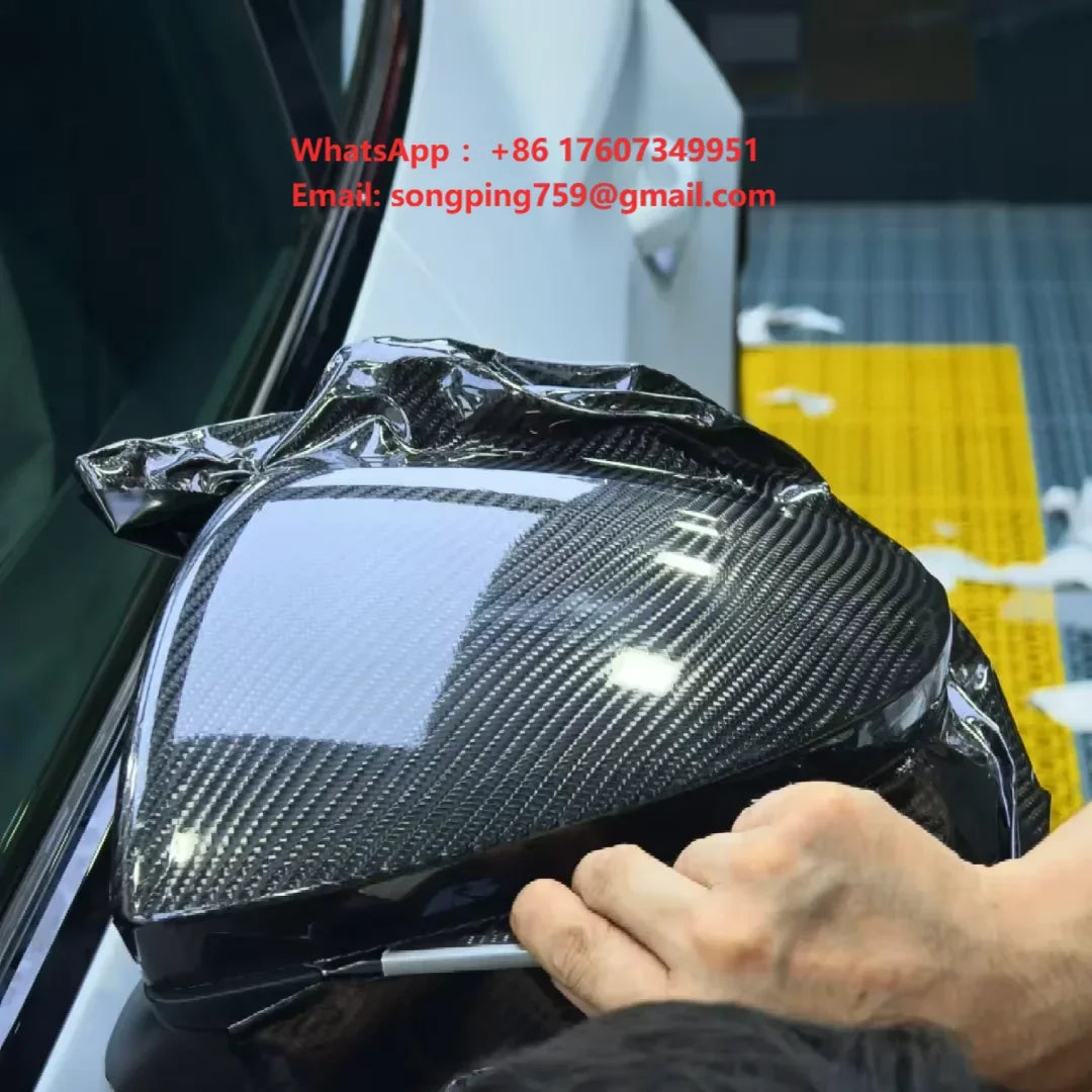 Leonardo Glossy Black Carbon Fiber Material Roll Wrap Tpu