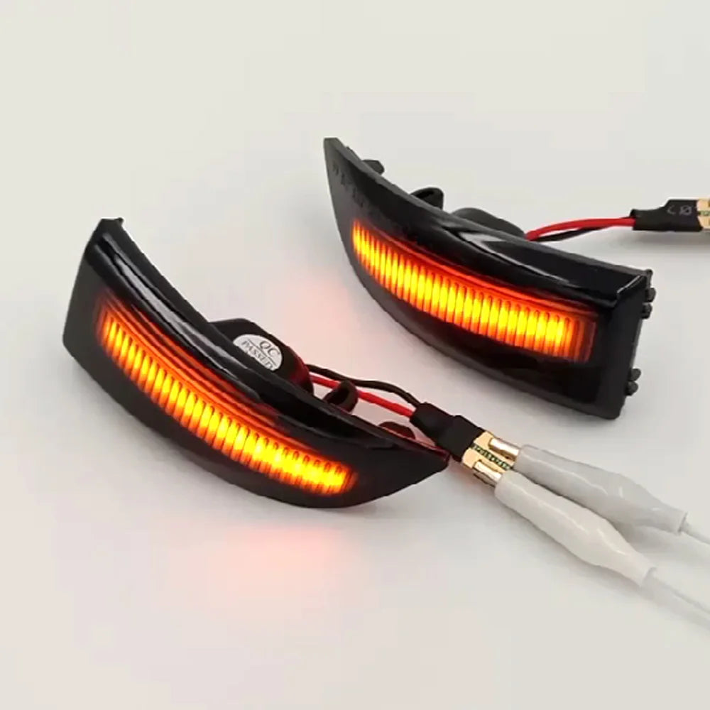 For Renault Megane MK3 Scenic Fluence Dynamic Turn Signal Mirror