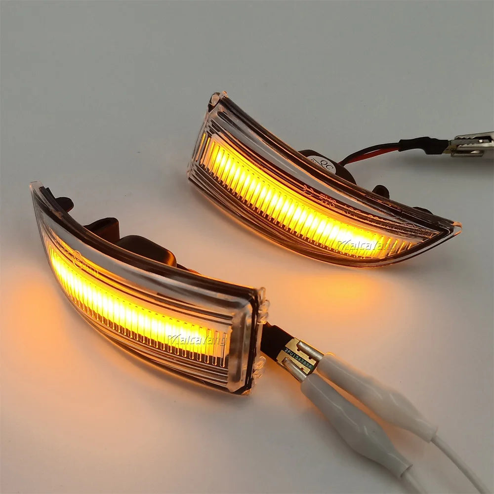 For Renault Megane MK3 Scenic Fluence Dynamic Turn Signal Mirror