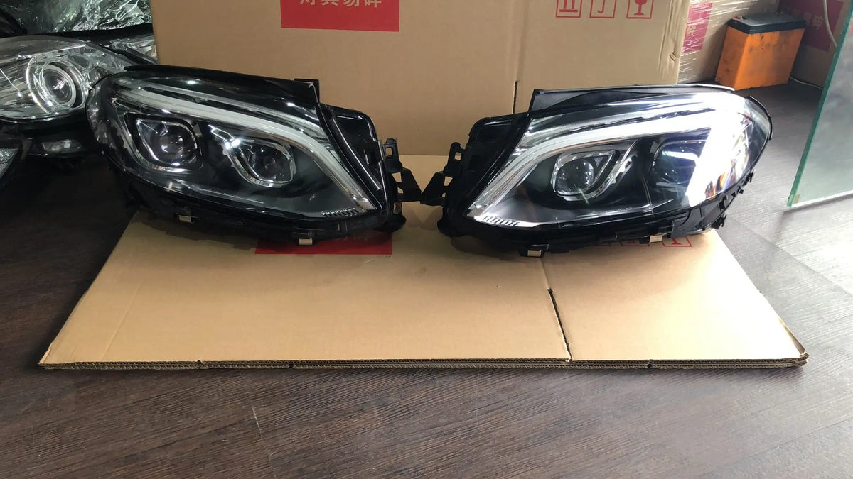 For Mercedes-Benz R-class W251 09-17 Taillight Tail Assembly