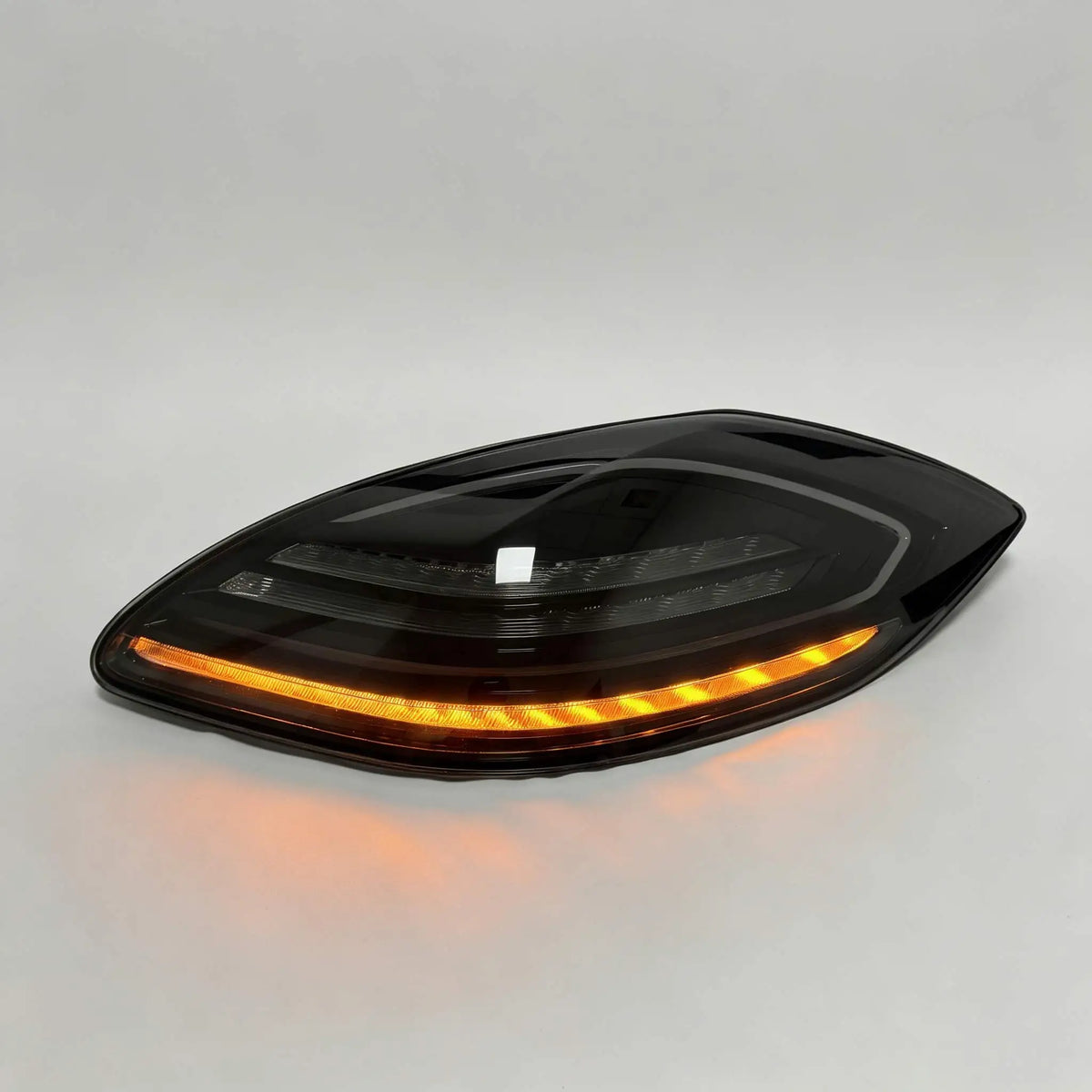 For Porsche Panamera 2010-2013 Taillights 970.1 Upgraded 970.2