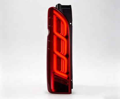 For Toyota Hiace's Latest Taillight Assembly Hiace 2005-2019