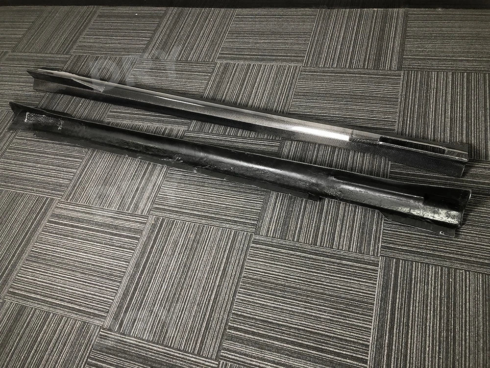 For BMW 7 Series G70 2023+ Dry Carbon Fiber Side Skirts Door