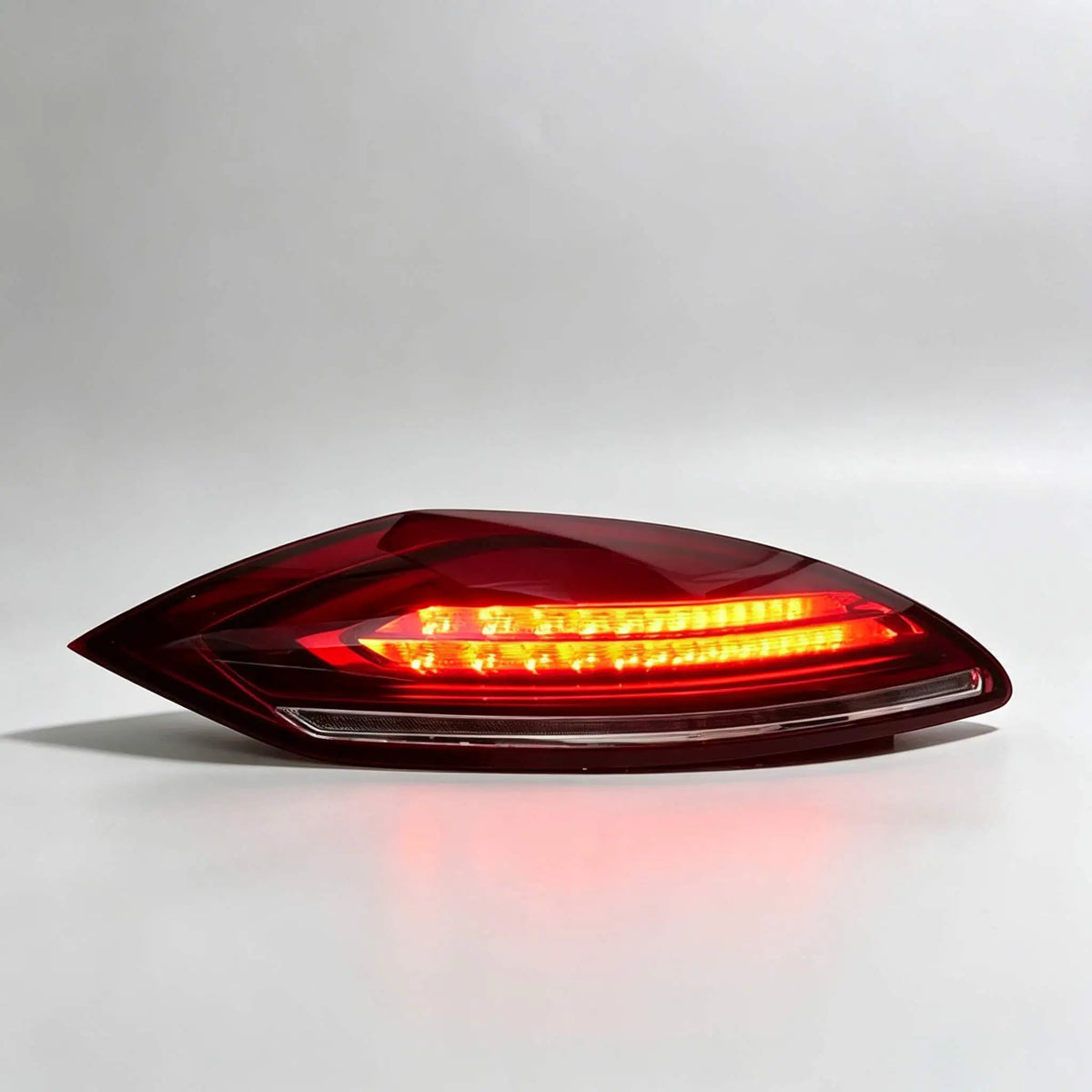 For Porsche Panamera Tail Light Assembly Suitable 2010-2013