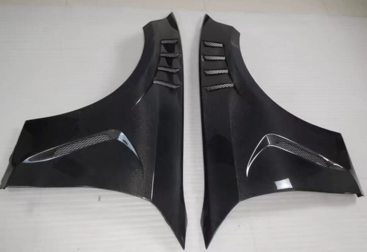 Suitable 2019-2024 BMW Series G20 G28 Upgraded Perforated Carbon