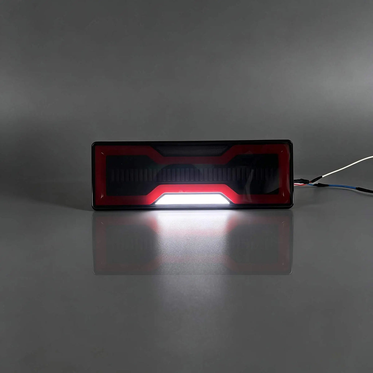 For Toyota Land Cruiser FJ75 Taillight Suitable Assembly