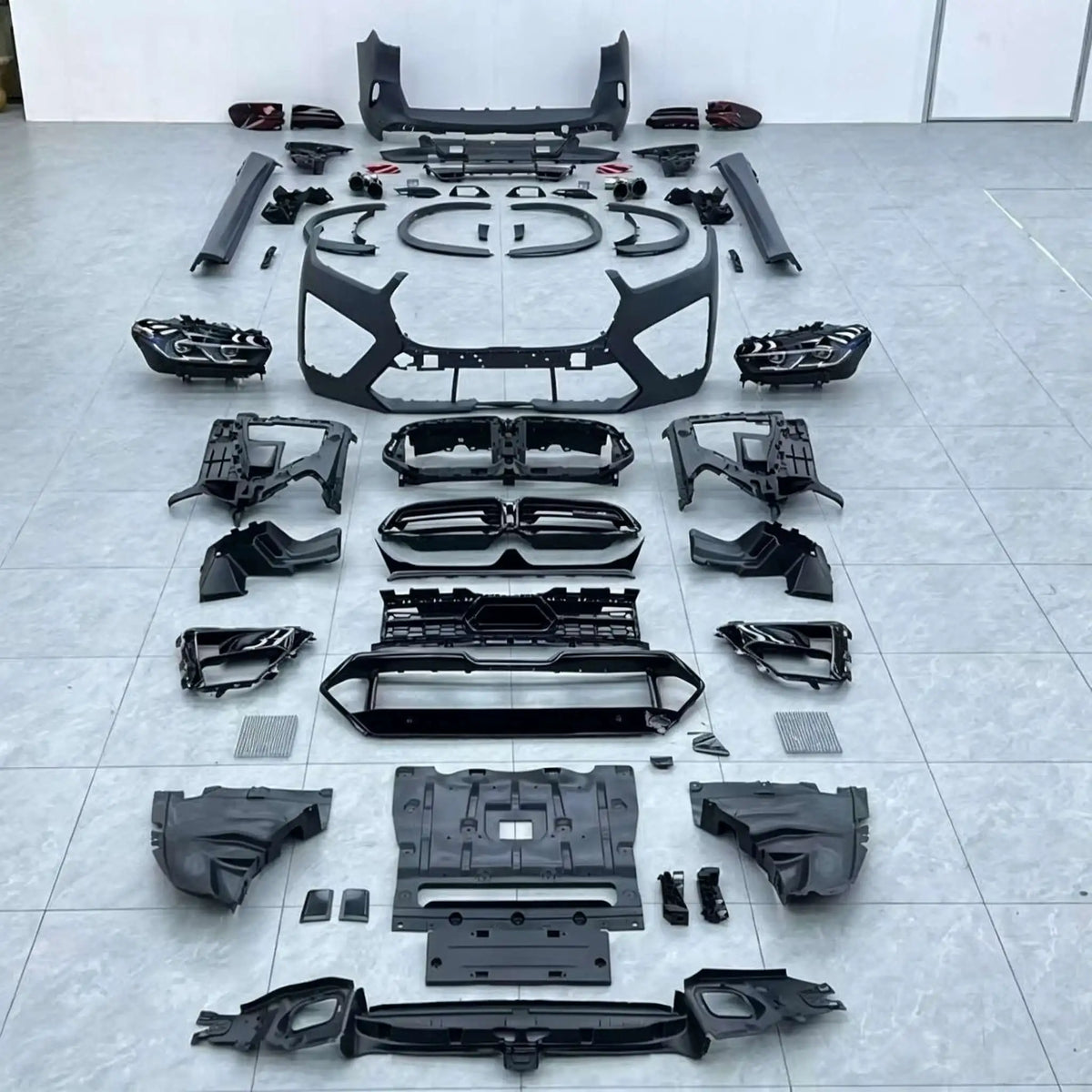 For BMW 2019-2023 X5 G05 Upgrade Body Kit Bumpers X5M Bodykit