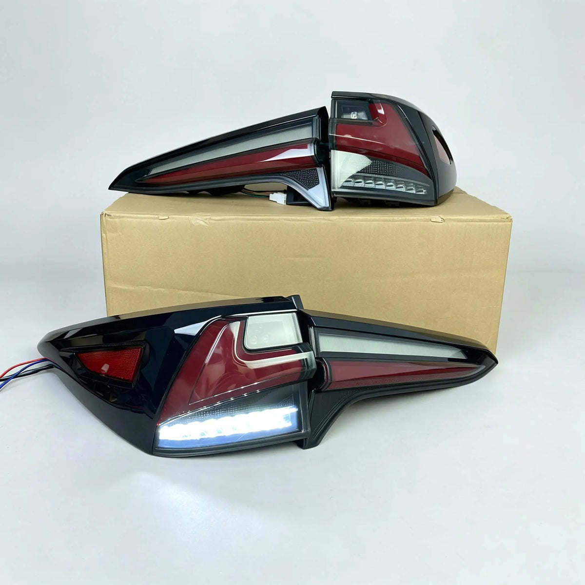 For Toyota Pathfinder 2016-2021 Fortuner Taillight Assembly