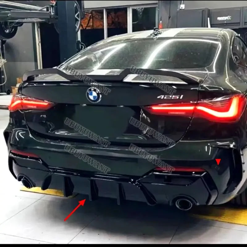 For BMW G22 G23 ABS Glossy Black Carbon Color Rear Bumper