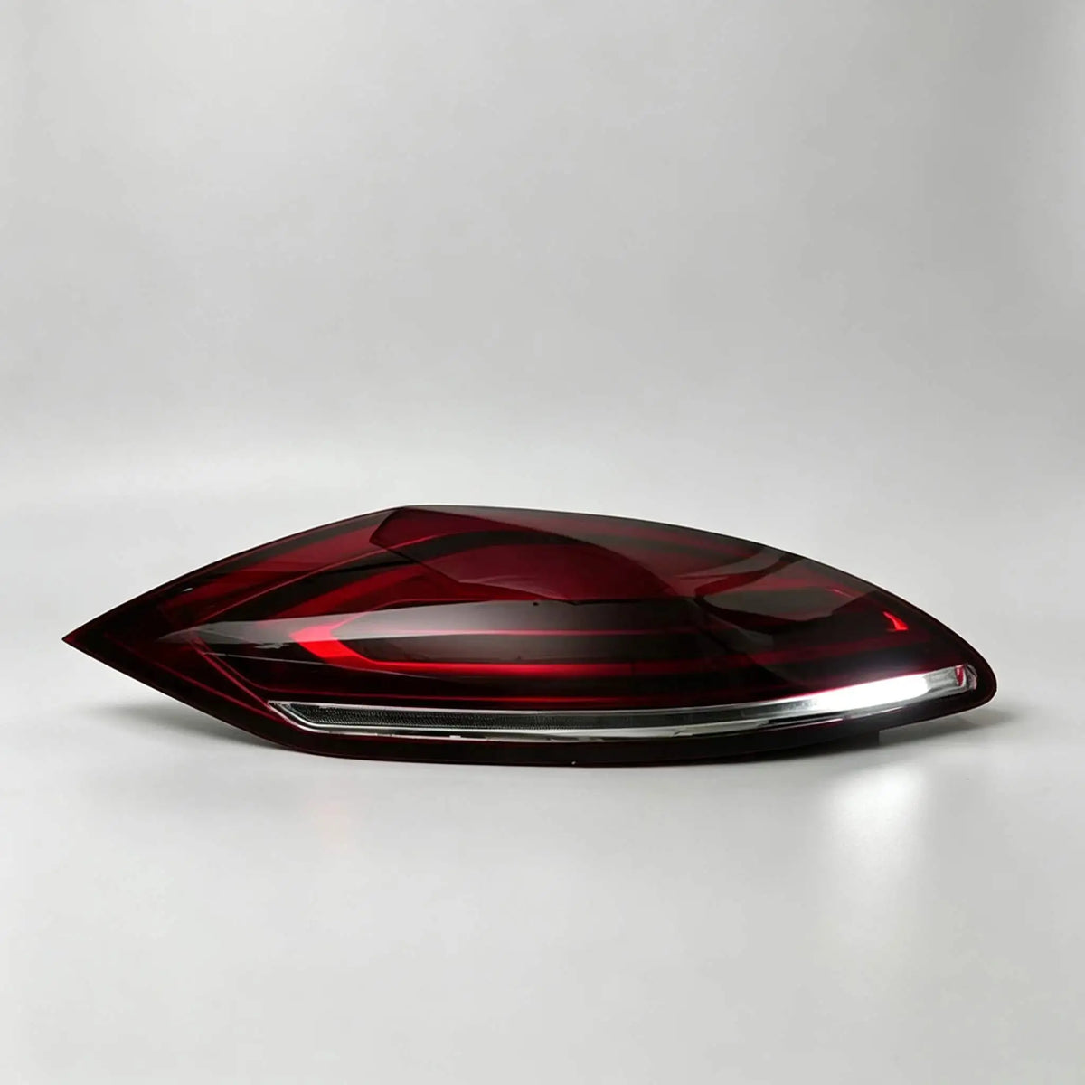 For Porsche Panamera Tail Light Assembly Suitable 2010-2013