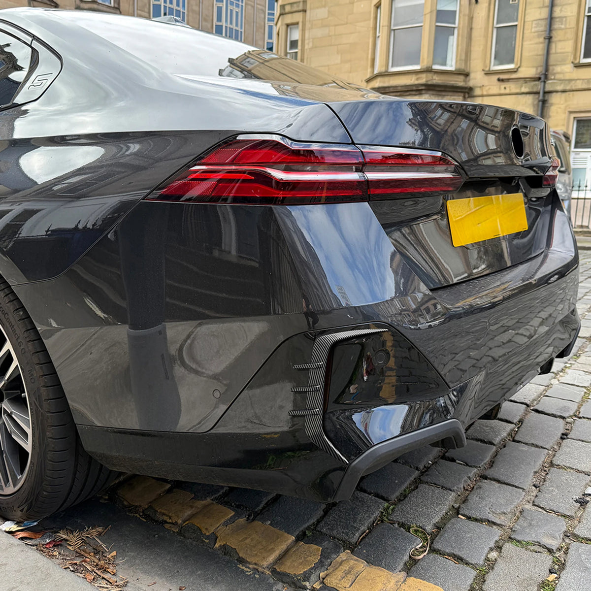 For BMW 5 Series I5 G60 M Sport 2024-2025 Rear Bumper Side Air