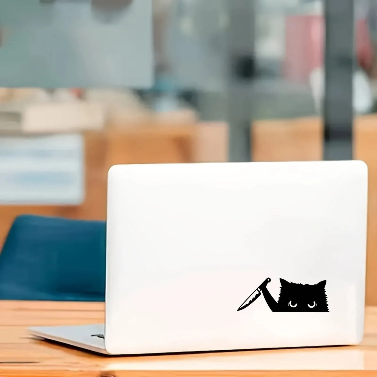1PC 2D Flat Cat Holding A Knife Peeking Vinyl