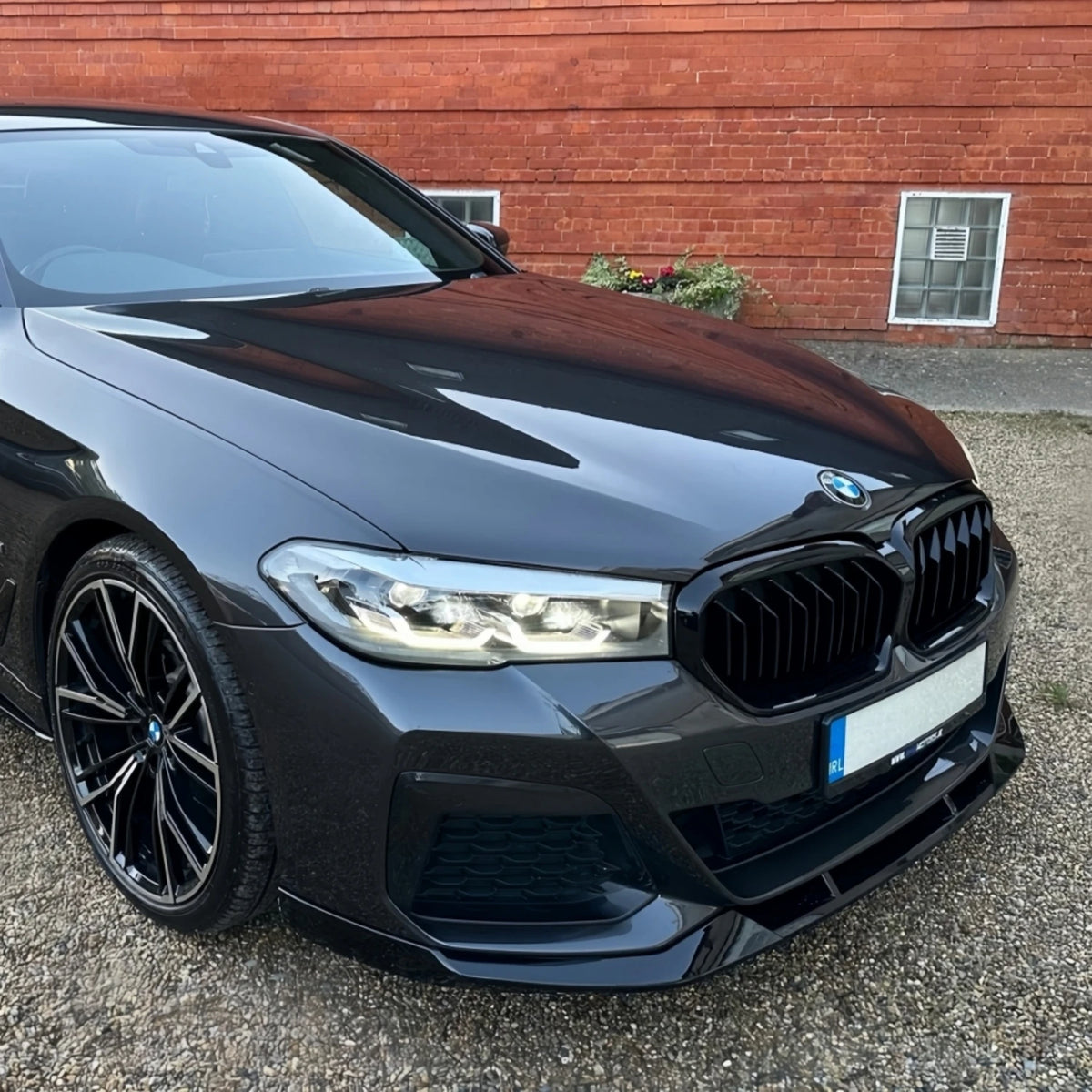 For BMW 5 Series G30 G31 Gloss Black Front Bumper Splitter Lip