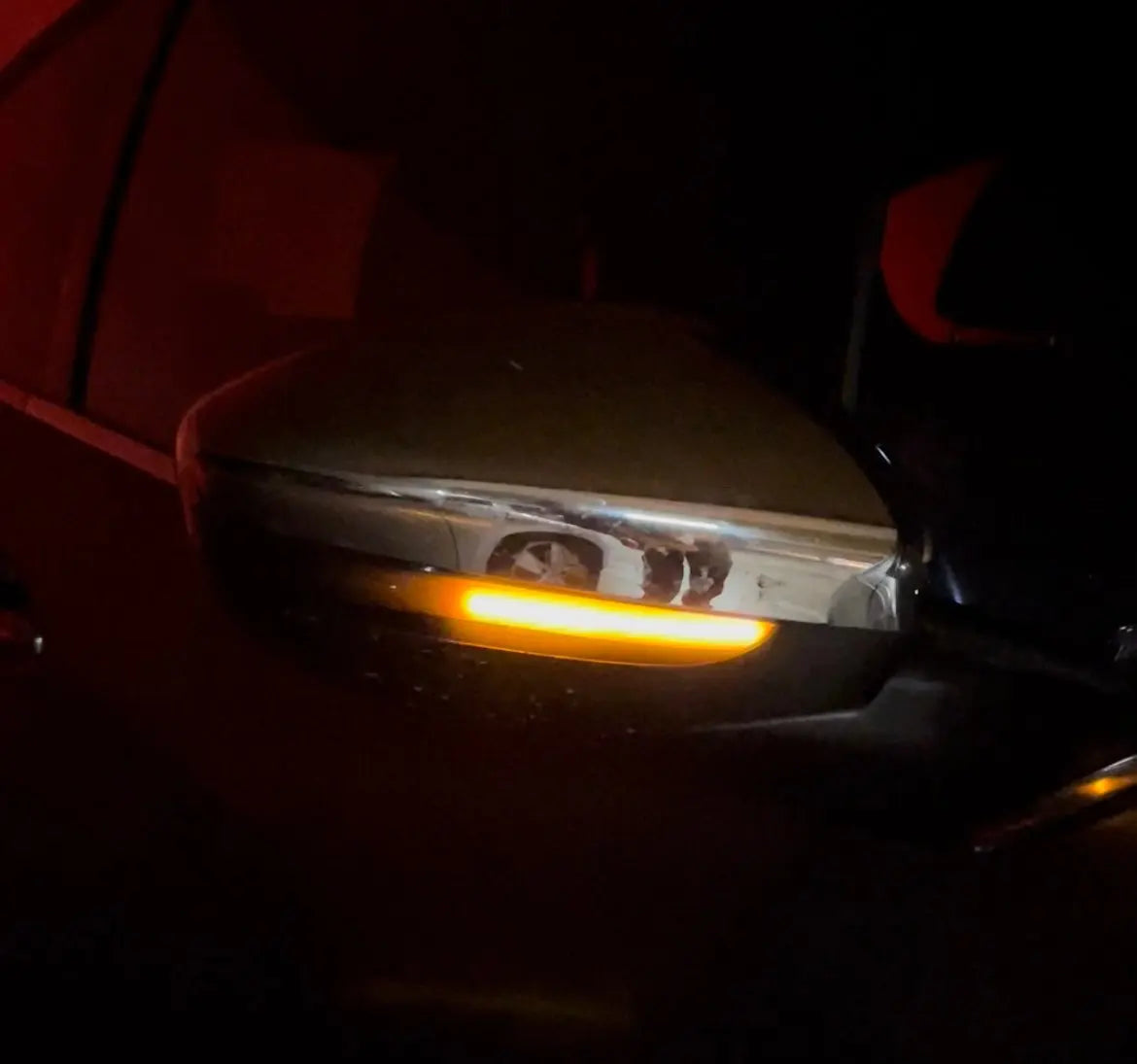 For Peugeot 208 2008 2012 2013 2PCS Dynamic Turn Signal Side