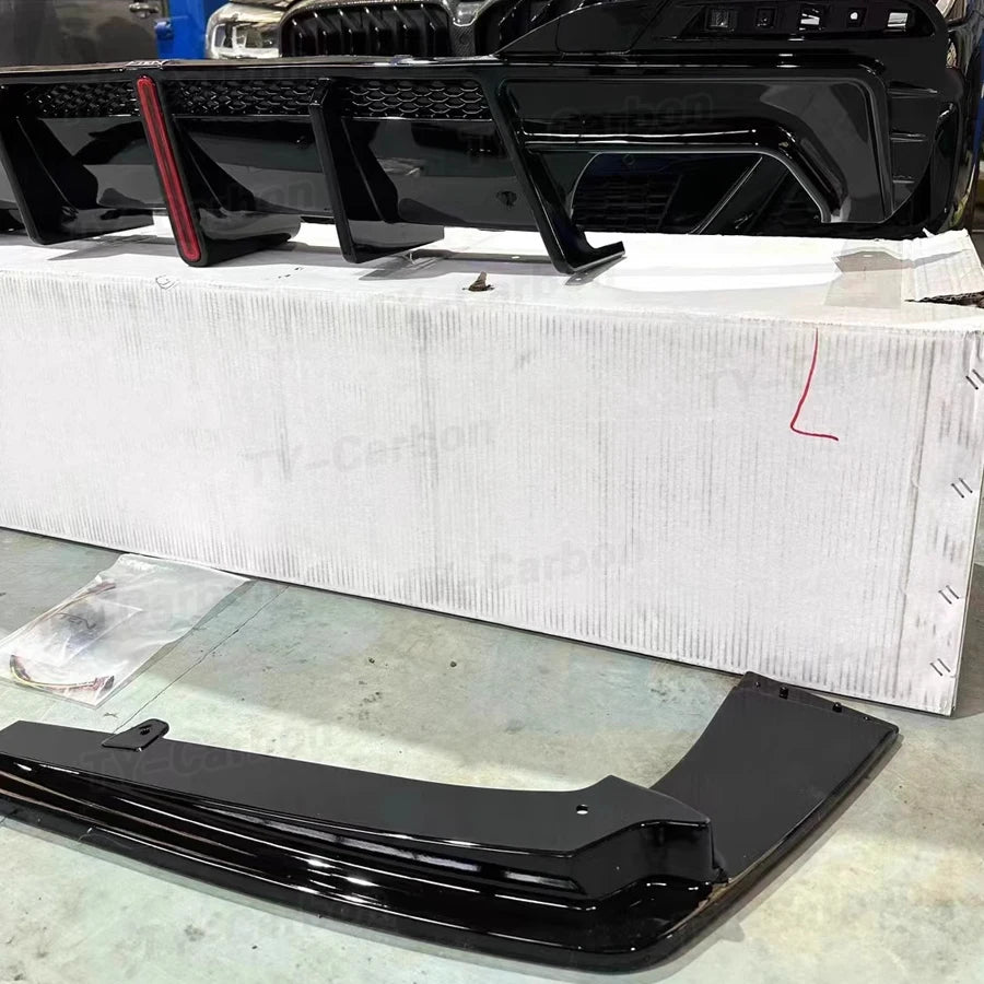 For BMW G30 G38 M Sport Bright Black 3PCS Rear Bumper Diffuser