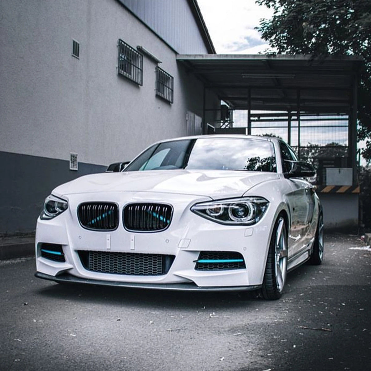 For BMW 1 Series F20 F21 Carbon Fiber Look Gloss Black Front