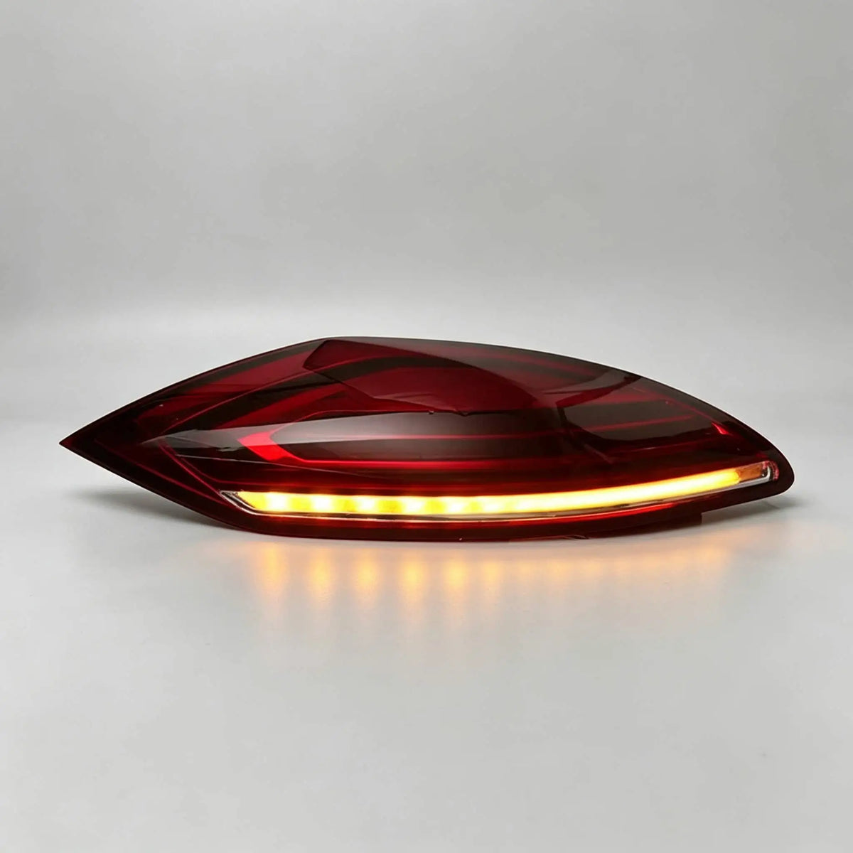 For Porsche Panamera Tail Light Assembly Suitable 2010-2013