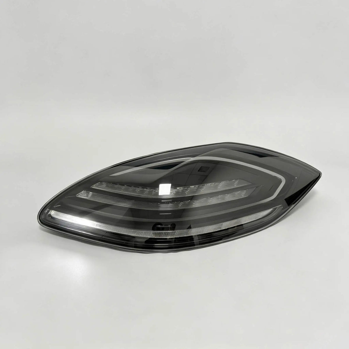 For Porsche Panamera 2010-2013 Taillights 970.1 Upgraded 970.2