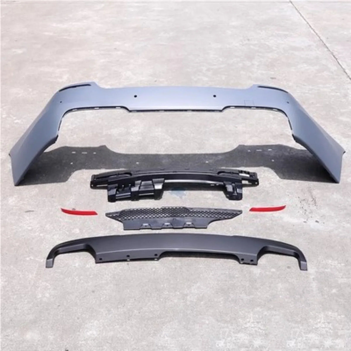 For BMW 5 Series Travel F11 Front Rear Bumper Assembly Grille