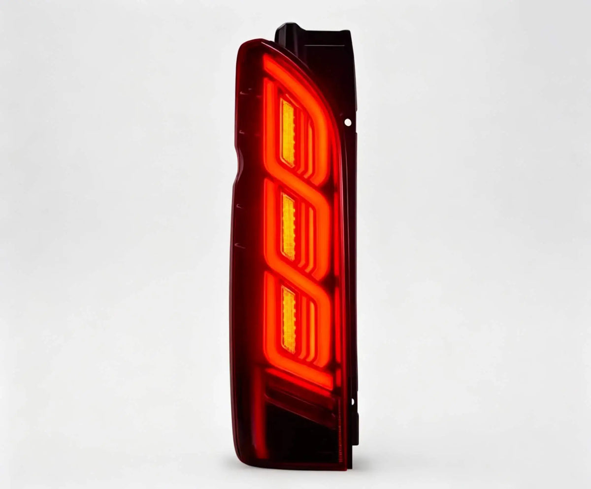For Toyota Hiace's Latest Taillight Assembly Hiace 2005-2019